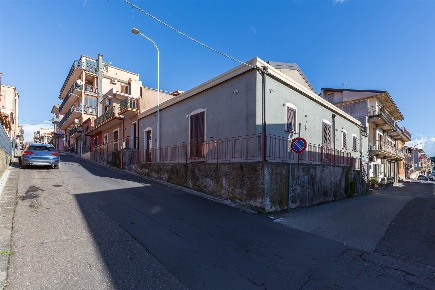 Foto Casa indipendente in Via XI Traversa 56, Belpasso Centro di 245 m²