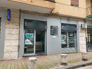 Foto Negozio in Via Silvio Baratta  15, Salerno Irno - Brignano di 45 m²