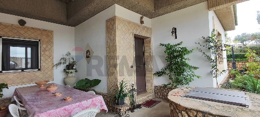 Foto Villa singola in CONTRADA REGALSEMI, Caltagirone di 392 m² in vendita