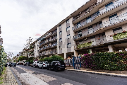 Foto Appartamento a Catania San Giovanni Galermo di 137 m² con 6 locali