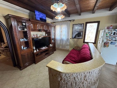 Foto Casa indipendente in Via Dolomiti, Carini Centro di 354 m² in vendita