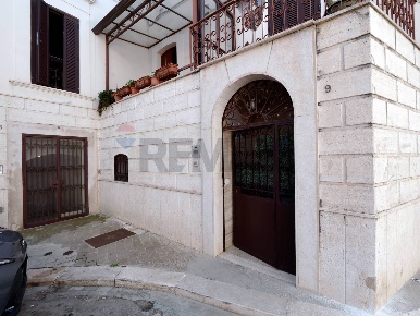 Foto Appartamento in Via Martino, Bari Ceglie del Campo di 85 m² in vendita