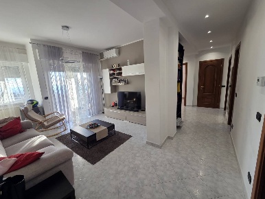 Foto Appartamento in Via Ernesto Stassano, Genova Pra' di 90 m² in vendita