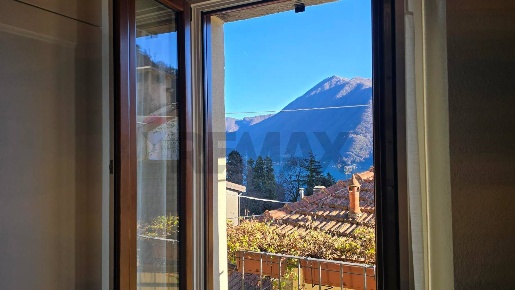 Foto Casa indipendente in via Pinchetti, Dizzasco Muronico di 100 m²