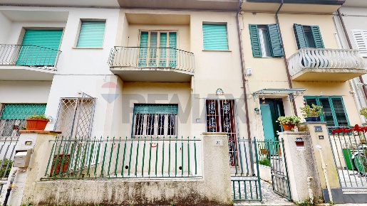Foto Casa indipendente in via Bari, Viareggio Marco Polo - Don Bosco