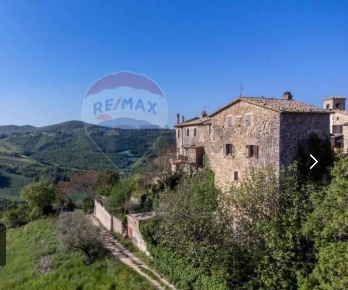 Foto Casa indipendente in Via Porta Nuova, Gualdo Cattaneo di 126 m²