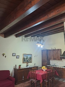 Foto Casa indipendente in Via Giuseppe Pitrè 66, Ragusa Centro di 104 m²