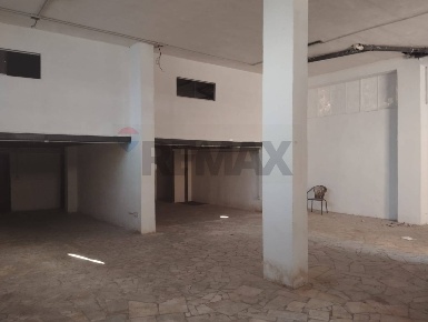 Foto Box a Casoria di 186 m² con 2 locali in vendita