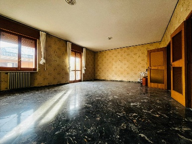 Foto Appartamento in VIA SILVIO MANCINI, Lucera Centro di 171 m² in vendita
