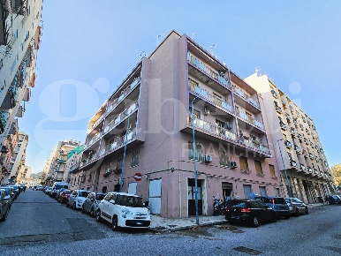 Foto Appartamento in Via Canova 16, Messina Garibaldi di 160 m² in vendita
