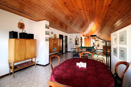 Foto Attico in Via Rodolfo Dell'Andrino 1, Centro Valle Intelvi di 101 m²