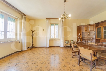 Foto Villa singola a Sinnai Centro di 210 m² con 5 locali in vendita