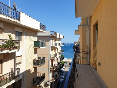 Foto Appartamento a Catanzaro Catanzaro Lido di 100 m² con 3 locali