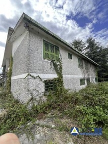 Foto Casa indipendente in Contrada Quartacciolo snc, Cori di 381 m²