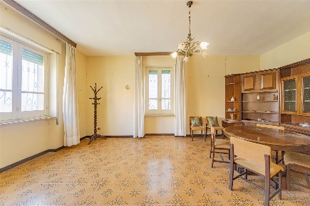 Foto Casa indipendente a Sinnai di 215 m² con 3 locali in vendita