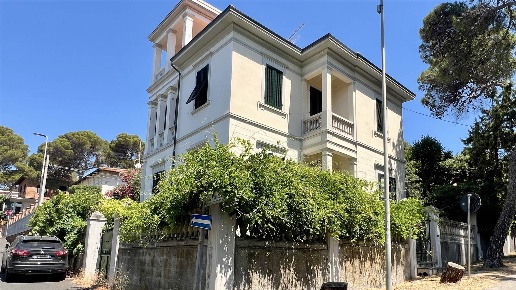 appartamento in vendita a Livorno in zona Quercianella