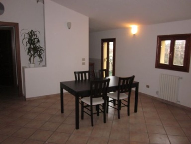 Foto Appartamento a Modena Sacca - Stazione di 100 m² con 3 locali