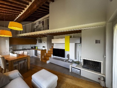 Foto Appartamento a San Gimignano di 75 m² con 4 locali in vendita