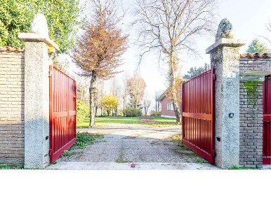 Foto Villa unifamiliare in Via Fumagalli, Garbagnate Monastero Brongio