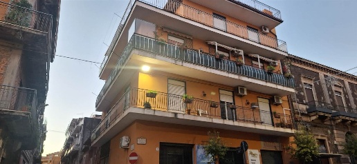 Foto Appartamento in Via Dei Mille  98, Misterbianco Centro di 140 m²