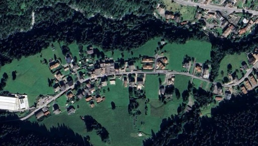 Foto Appartamento in Via Serta, Schilpario di 180 m² con 1 locali all'asta