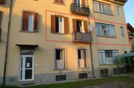 Foto Appartamento in Via QUATTRO NOVEMBRE  103, Uboldo di 75 m² all'asta