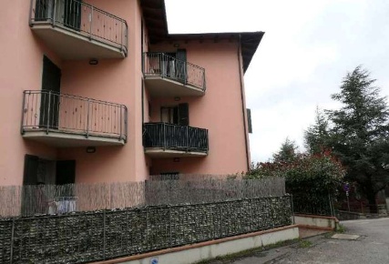 Foto Appartamento in Via Della Repubblica, Loiano Centro di 66 m² all'asta