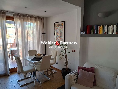 Foto Appartamento in Via di Quarto Peperino 30, Roma di 60 m² con 3 locali