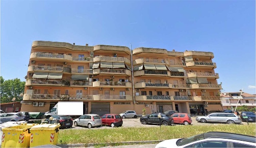 Foto Appartamento in Via Fabio Massimo 62, Guidonia Montecelio Camionabile