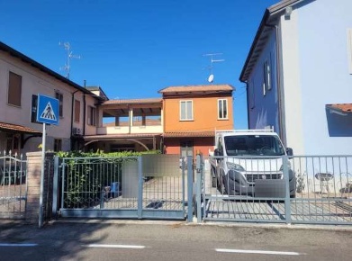 Foto Appartamento in Via Circondaria Ovest, Sant'Agata Bolognese Centro