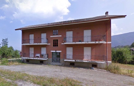 Foto Appartamento in Via Regione Momello, Lanzo Torinese di 42 m² all'asta