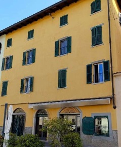 Foto Appartamento in Via Castello, Martinengo Centro di 151 m² con 6 locali