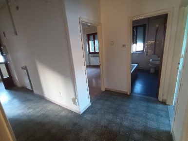 Foto Appartamento a Lucca Sant'Anna di 120 m² con 5 locali in vendita
