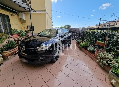 Foto Appartamento a Campi Bisenzio Centro di 103 m² con 4 locali in vendita