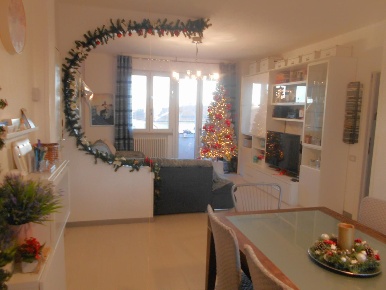 Foto Appartamento a Calcinaia Fornacette di 102 m² con 6 locali in vendita