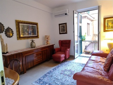 Foto Appartamento a Rapallo Centro Storico di 70 m² con 3 locali in vendita