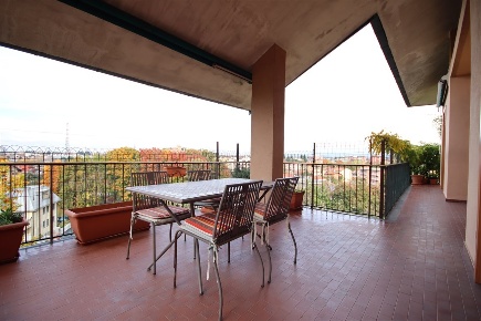 Foto Appartamento in Via della Birona, Monza Cazzaniga - Ospedale di 220 m²