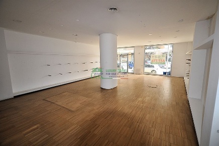 Foto Locale commerciale in VIA ARCHIMEDE, Ragusa San Luigi - Archimede