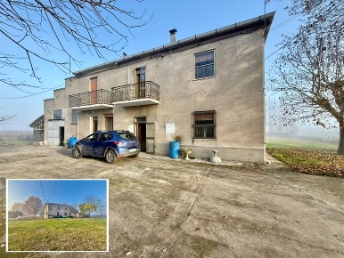 Foto Casa indipendente in Via Maiano, Fusignano Centro di 325 m² in vendita