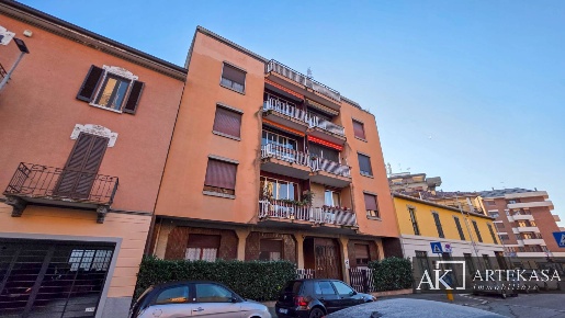 Foto Appartamento in Via Scavini, Novara Sacro Cuore di 100 m² con 3 locali