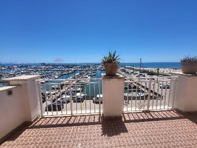 Foto Appartamento in ANTONIO ONGARO 5, Nettuno Centro di 65 m² con 3 locali