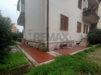Foto Appartamento in Rione Dei Preti, Foggia di 139 m² con 5 locali