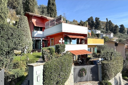 Foto Villa unifamiliare a Massarosa Bargecchia, Corsanico di 167 m²
