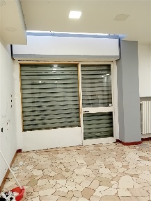Foto Negozio in Via Gian Rinaldo Carli 39, Milano Affori di 55 m²