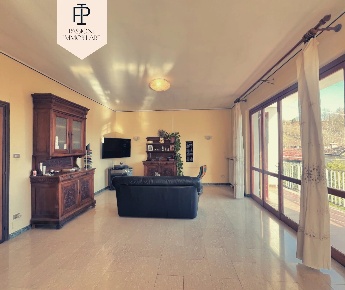 Foto Casa indipendente a Cassine con 12 locali in vendita