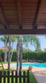 Foto Villa unifamiliare in Via Brancati, Melilli Città Giardino in vendita