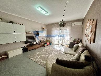 Foto Appartamento in Via Vincenzo Boscarino, Siracusa Mazzarrona in vendita