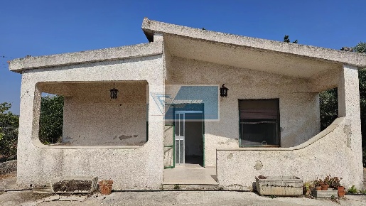 Foto Villa unifamiliare in Traversa Papeo, Siracusa Tivoli con 4 locali