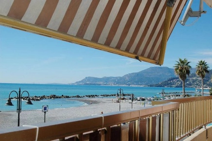 Foto Appartamento a Ventimiglia Centro Storico con 3 locali in vendita