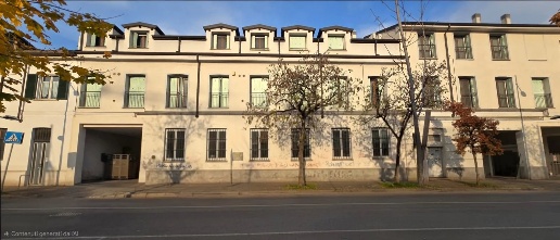 Foto Loft in Viale Trento e Trieste 37, Lodi Braila, Stazione con 5 locali